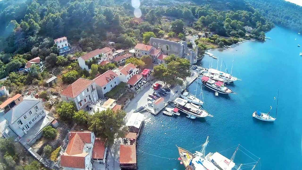 Excursion Polače